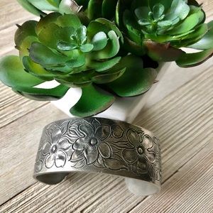 SALISBURY PEWTER Cuff Bracelet